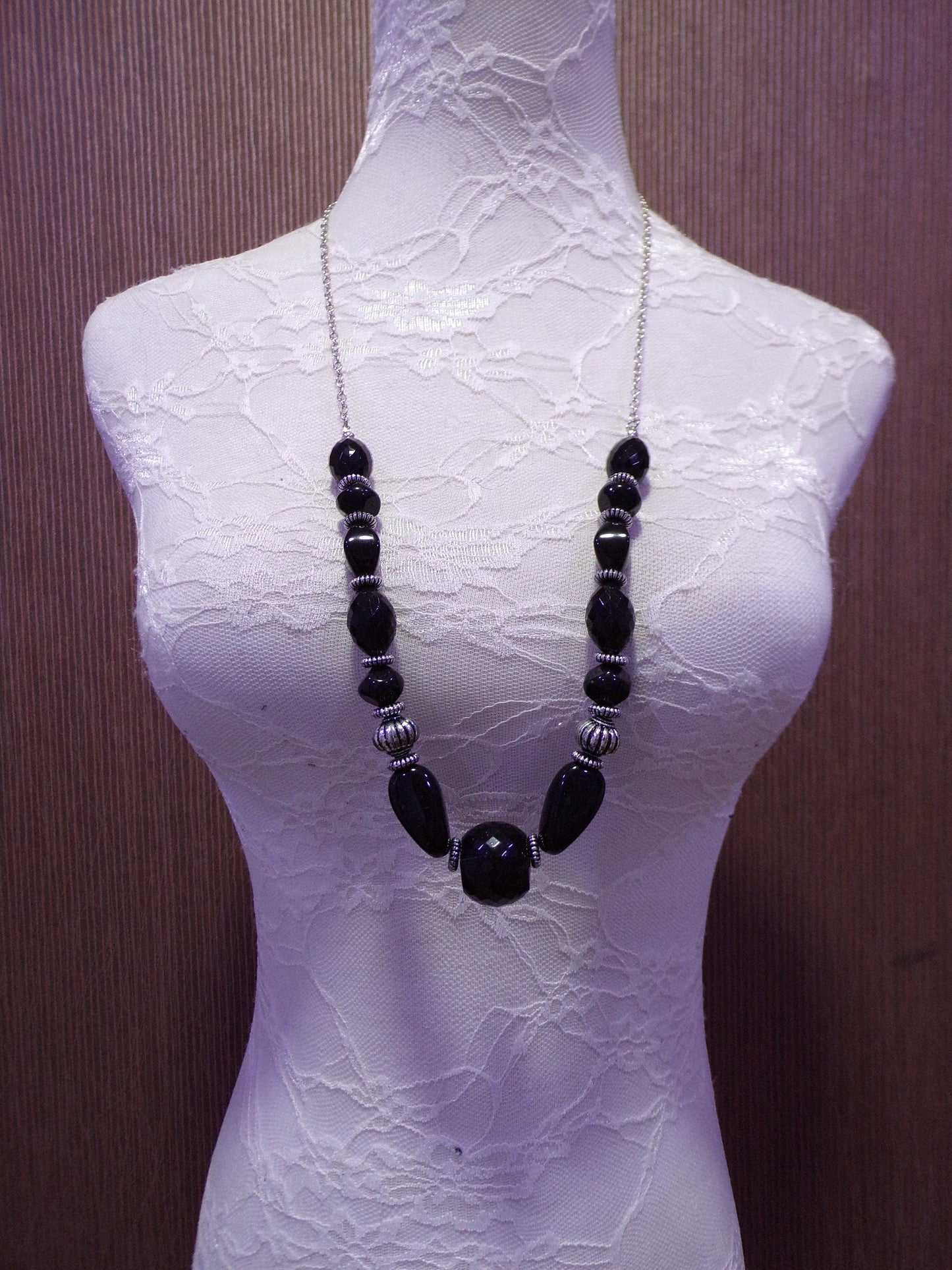 Black and Silver Beaded Necklace, Chain Necklace, Beads, Chain, Jewellery. Chunky necklace, necklace