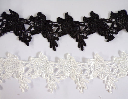 7.5 cm Black or White Guipure Lace Trim, Embroidered Lace, Decorative Trim for lingerie, tops, dresses, Sewing Craft, Dress lace