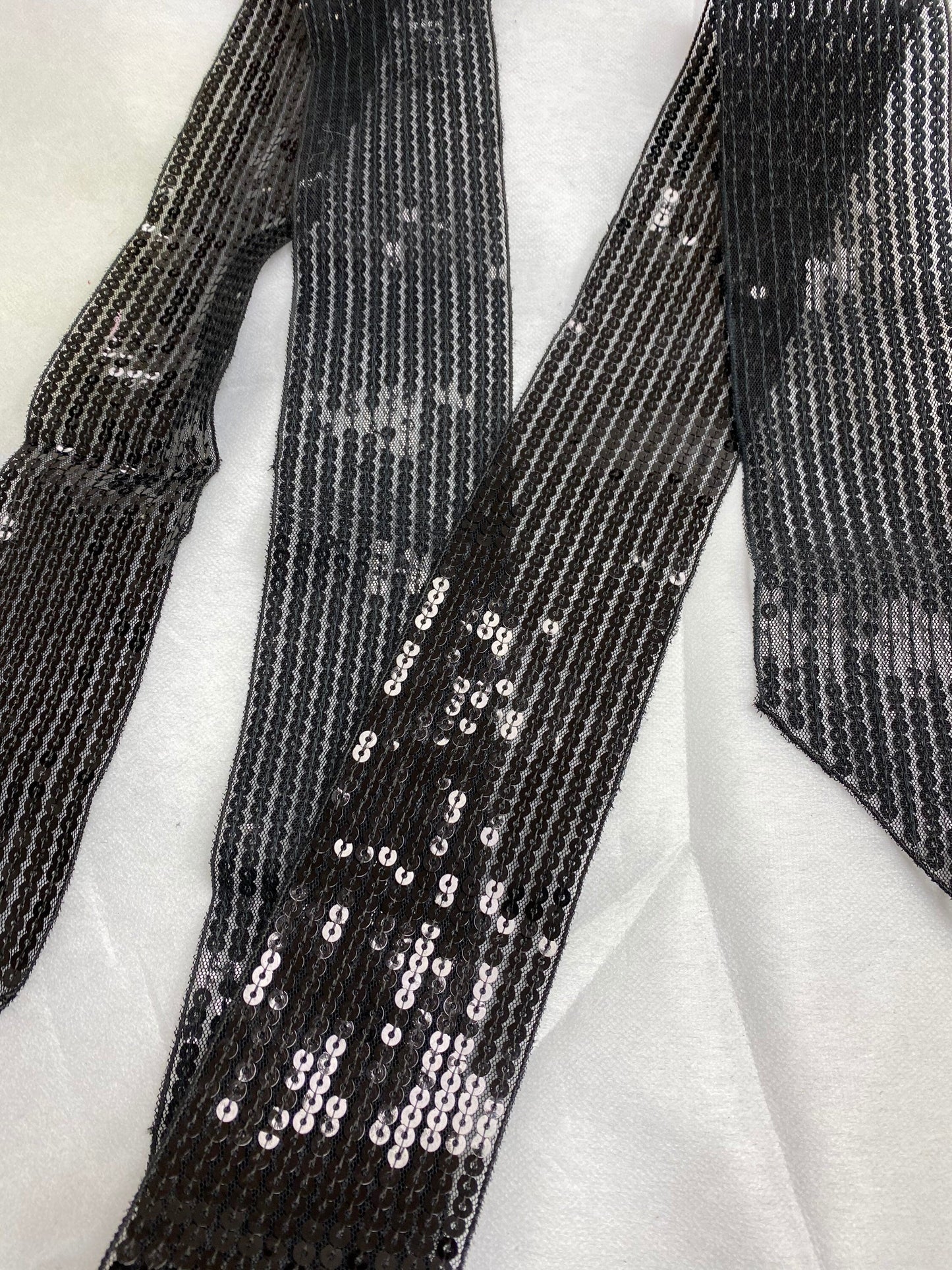 Sequins Trim, Sequins Tie up, black.