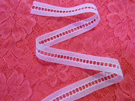 2cm wide White Delicate Lace, Lingerie lace, Decorative Lace for Dress, Top, Underwear Sewing, Craft, white lace, loop