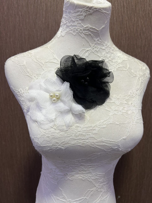 Delicate Mesh with pearl beaded Rose Brooch Pin, Mesh Rose Pin, Mesh Rose Brooch, Bridal Flowers, Bridal Rose, corsage