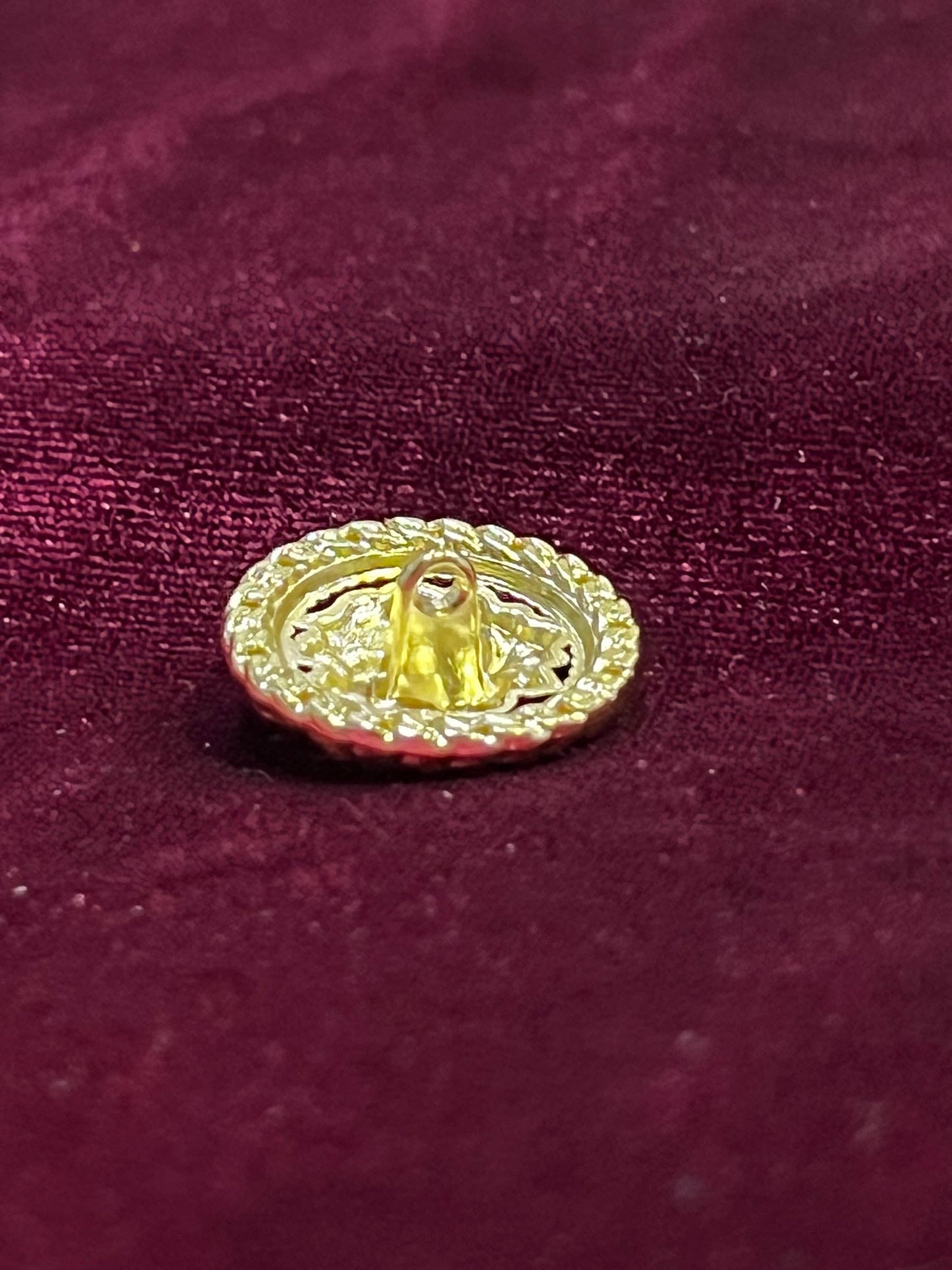 Gold metal lion head with diamanté buttons 34L, lion head button, 34L button, coat button, metal buttons, gold buttons, jacket buttons,