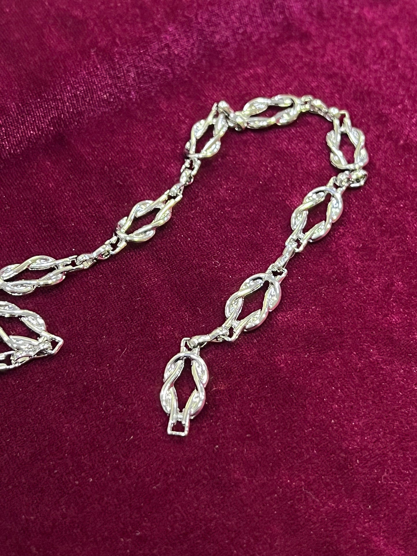 Square Knot chain pattern, Rope Knot Silver Chain, Metal Chain on roll, Metal chain, silver chain, Square Knot Chain, Patterned Chain