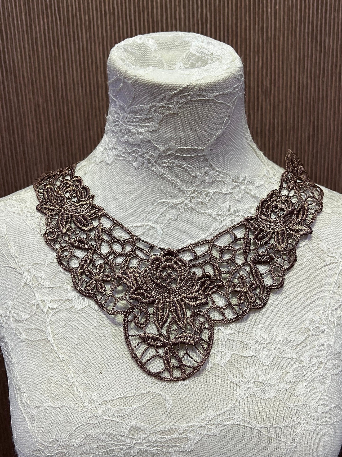 Embroidered Lace Neck Trim, vintage neck trim, 2 colours, collar, vintage, trim, collar, Blue lace, lace appliqué, brown lace, brown appliqu