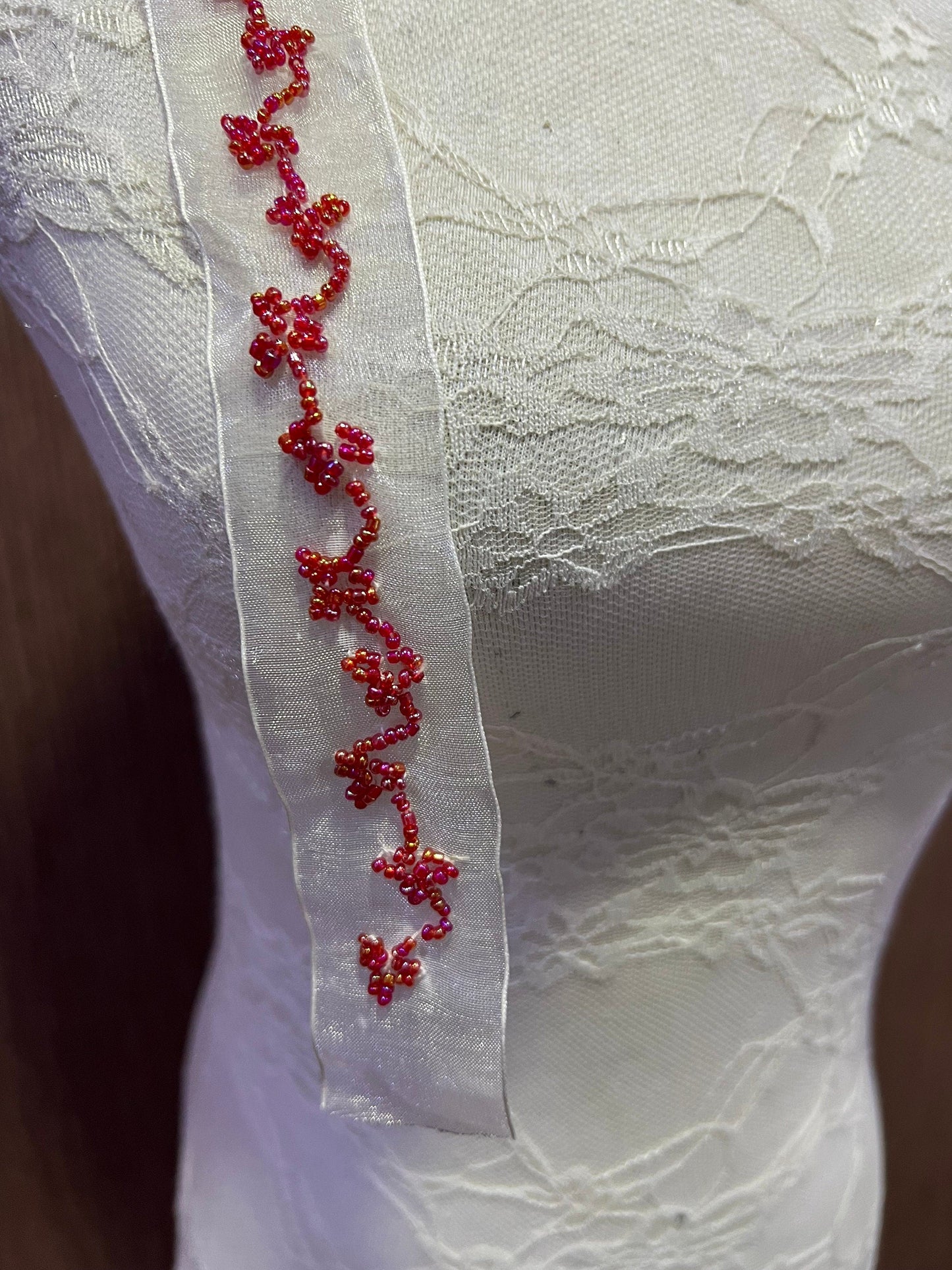 Red Sequin Applique, red appliqué, fashion patch, couture Appliqué, sequin appliqué, beaded patch