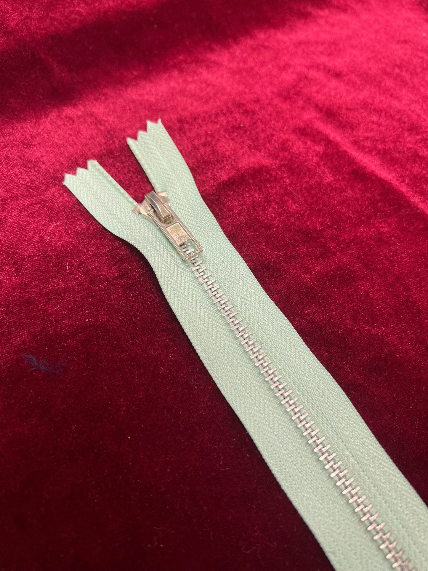 7'' Zip, Closed Ended Zip Metal Teeth, Zip, Silver Zip, Closed End zipper, Dress zip, Clothing zippers, metal zips, Light blue zip