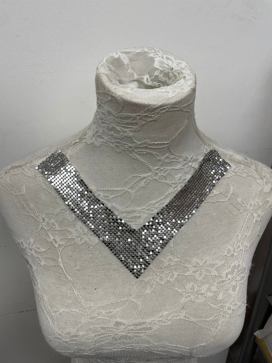 Chainmail neck trim, neck trim, Chainmail