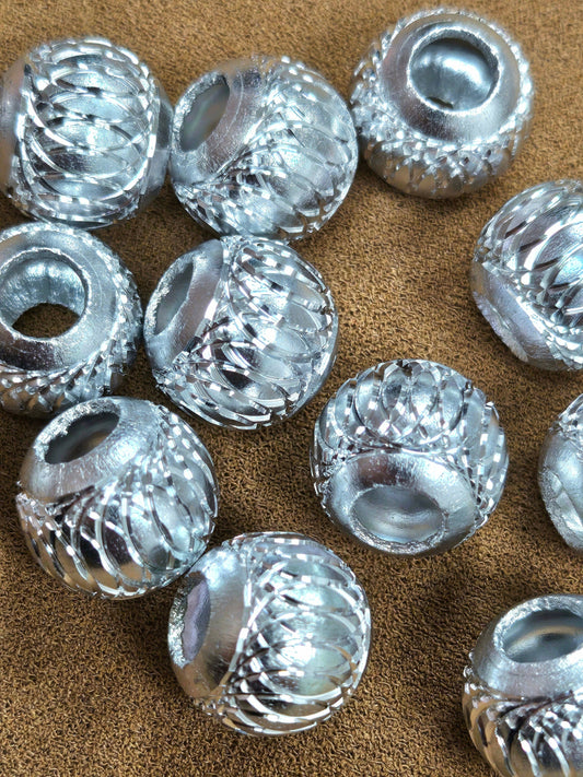 Decorative beads, silver plastic beads, silver beads