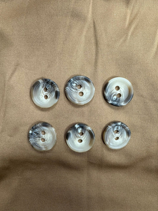 48L buttons, horn buttons, brown buttons, beige buttons, 30mm buttons, buttons, coat button, mock horn buttons