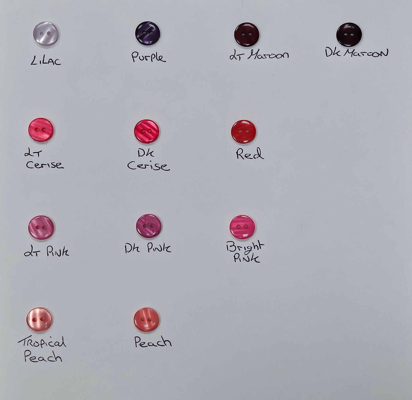 20L (12.5mm), 2 hole buttons, colourful buttons, shiny buttons