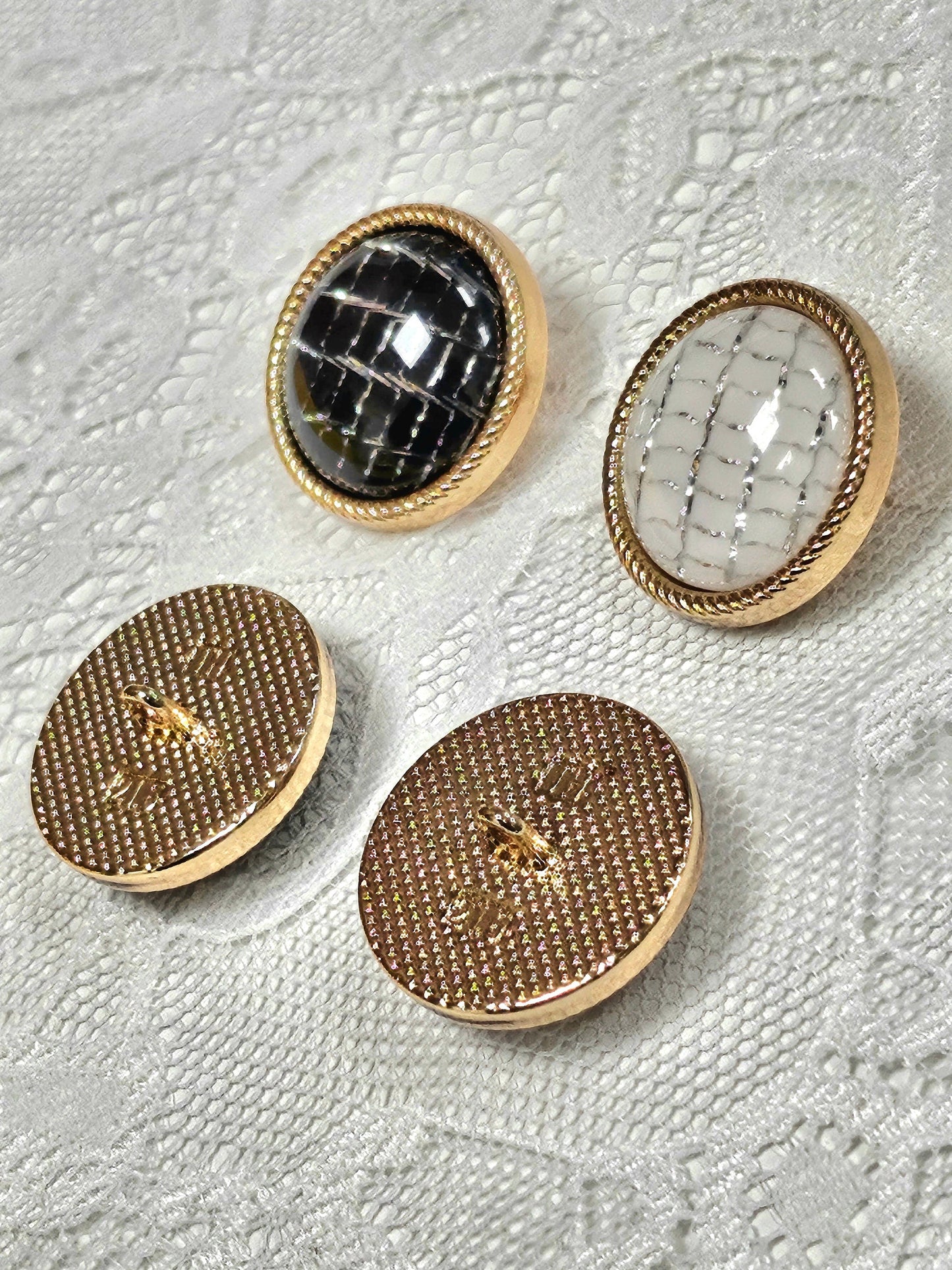 34L 21mm Black/White Marble buttons, Gold Button, metal shank button