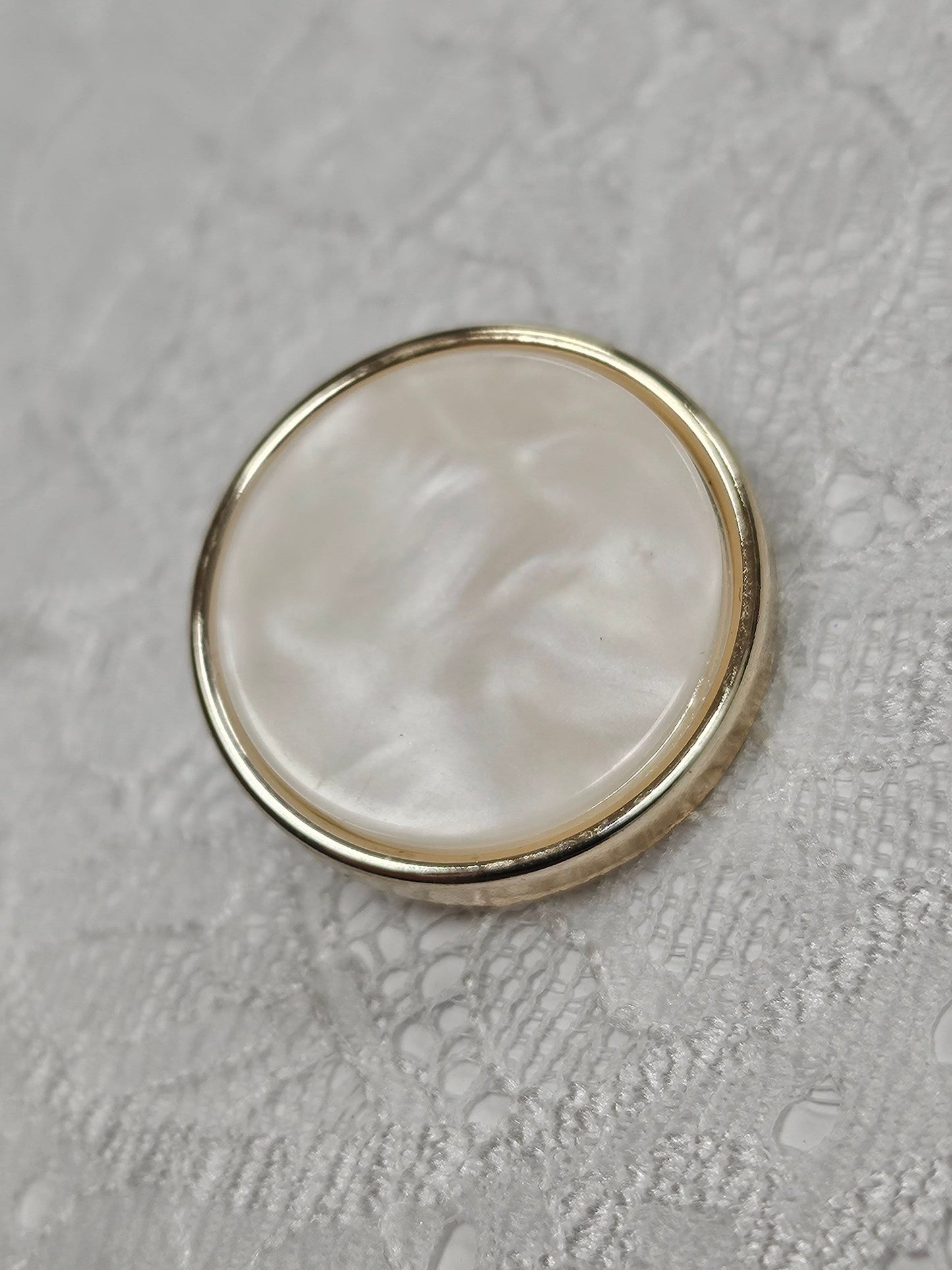 40L 25mm White pearlescent shank button, gold shank button, pearl effect button