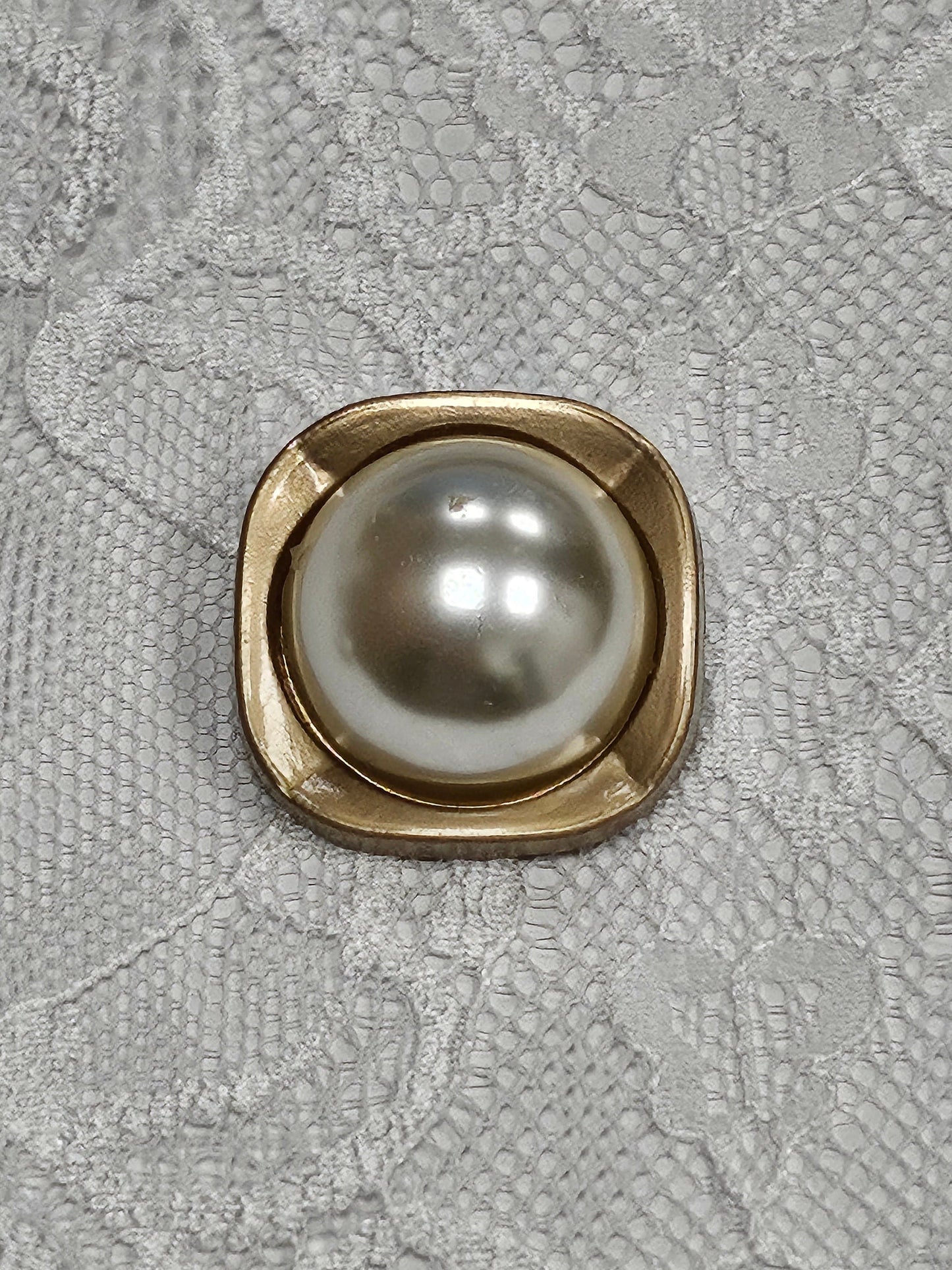 40L 25mm White Pearl Metal Shank Button, Gold Button, fashion buttons, metal shank buttons, pearl fashion shank button