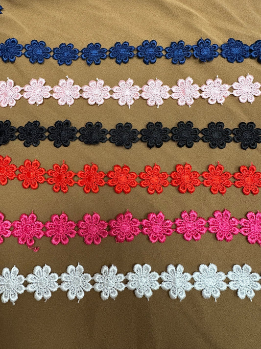 Daisy lace, guipure daisy, guipure lace, daisy guipure lace, daisy trimming