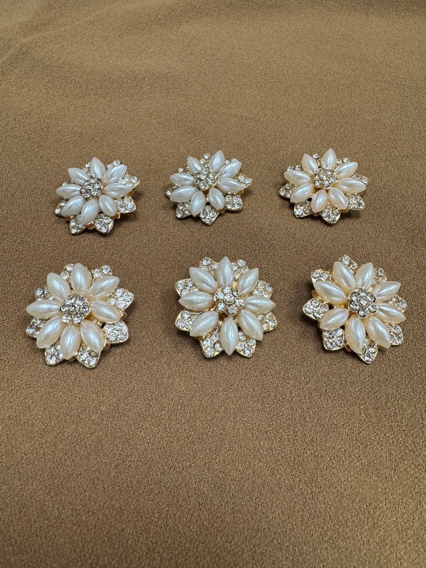 28mm/44L Diamante Buttons, Rhinestone buttons, Bridal Buttons, Fashion Diamante buttons, Crystal Buttons, Shank Buttons, Buttons, diamante