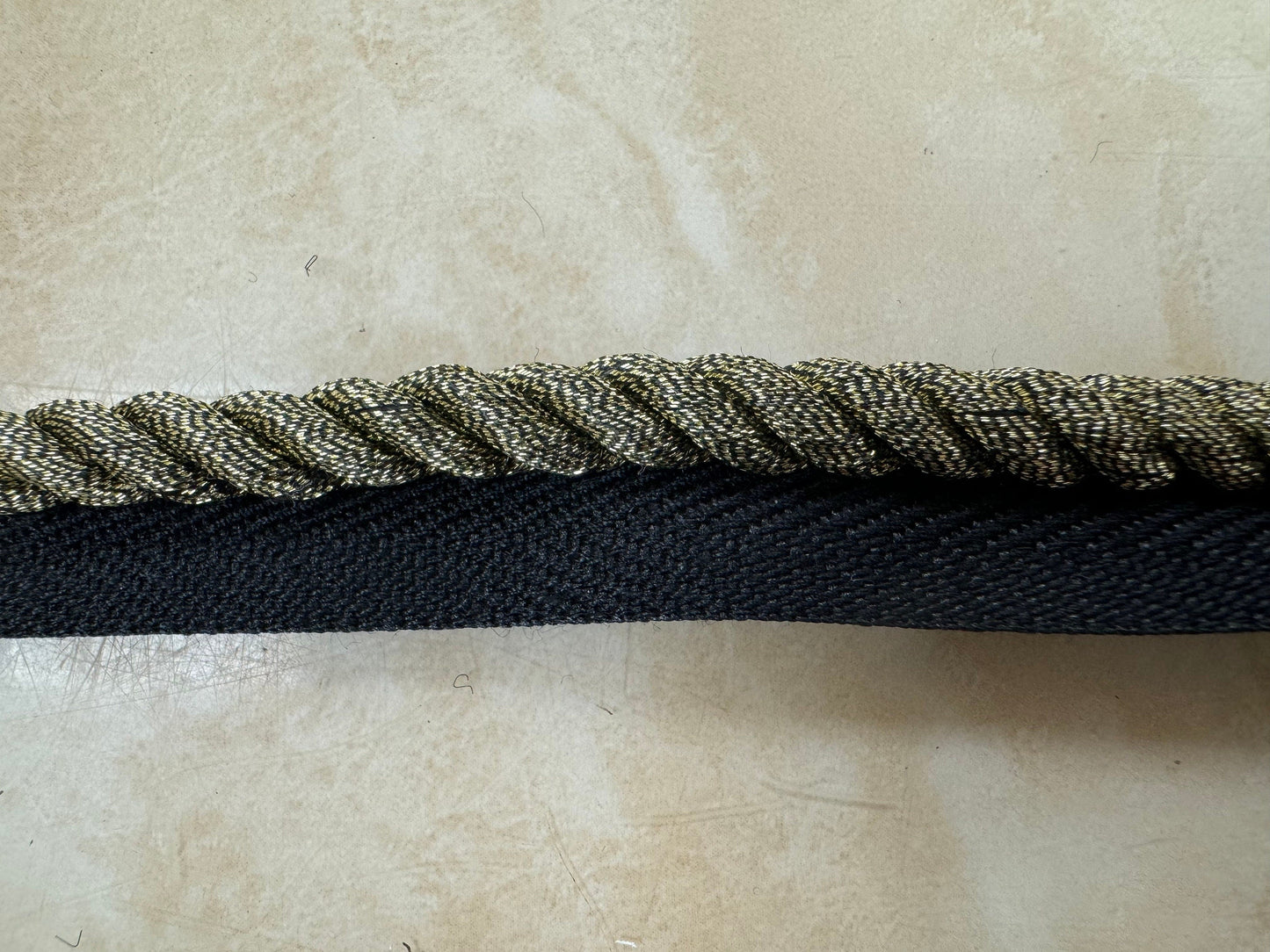 Chunky piping, lurex piping, edge trimming, piping