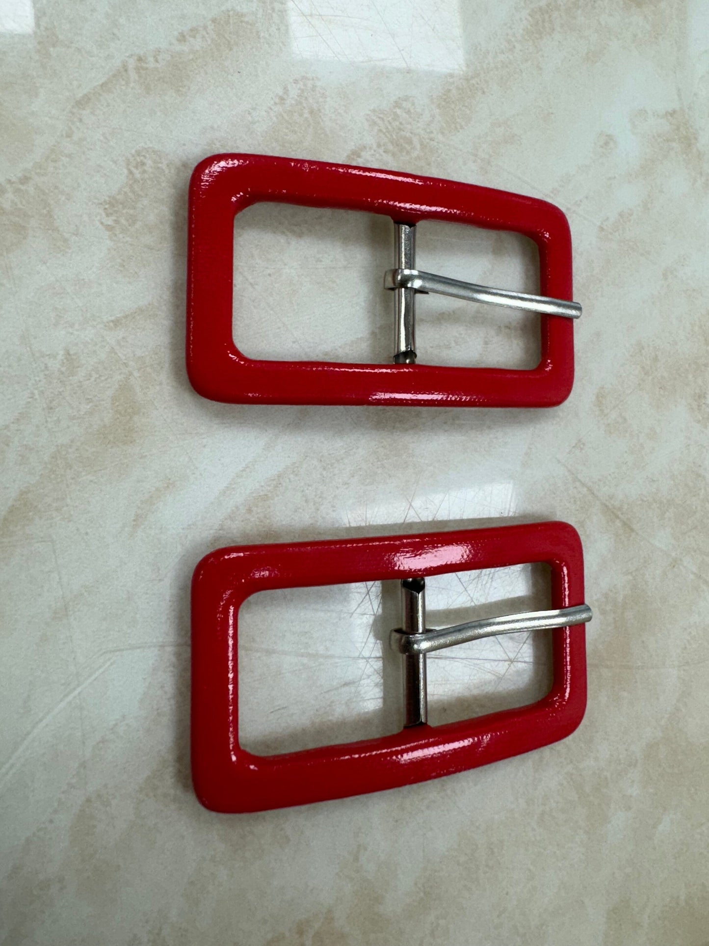 Covered buckle, pvc red buckle, shiny red buckle,