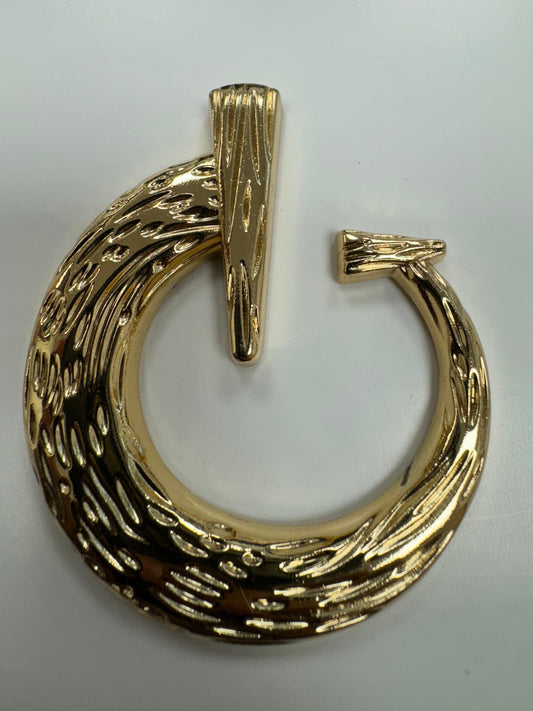 gold buckle, bulldog buckle, swimwear buckle, fashion buckle, hammered buckle