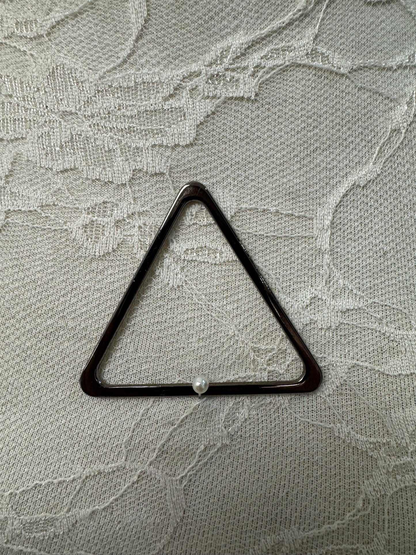 triangle, metal triangle, trim, buckle